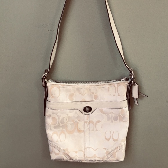 Coach bag - Picture 2 of 5